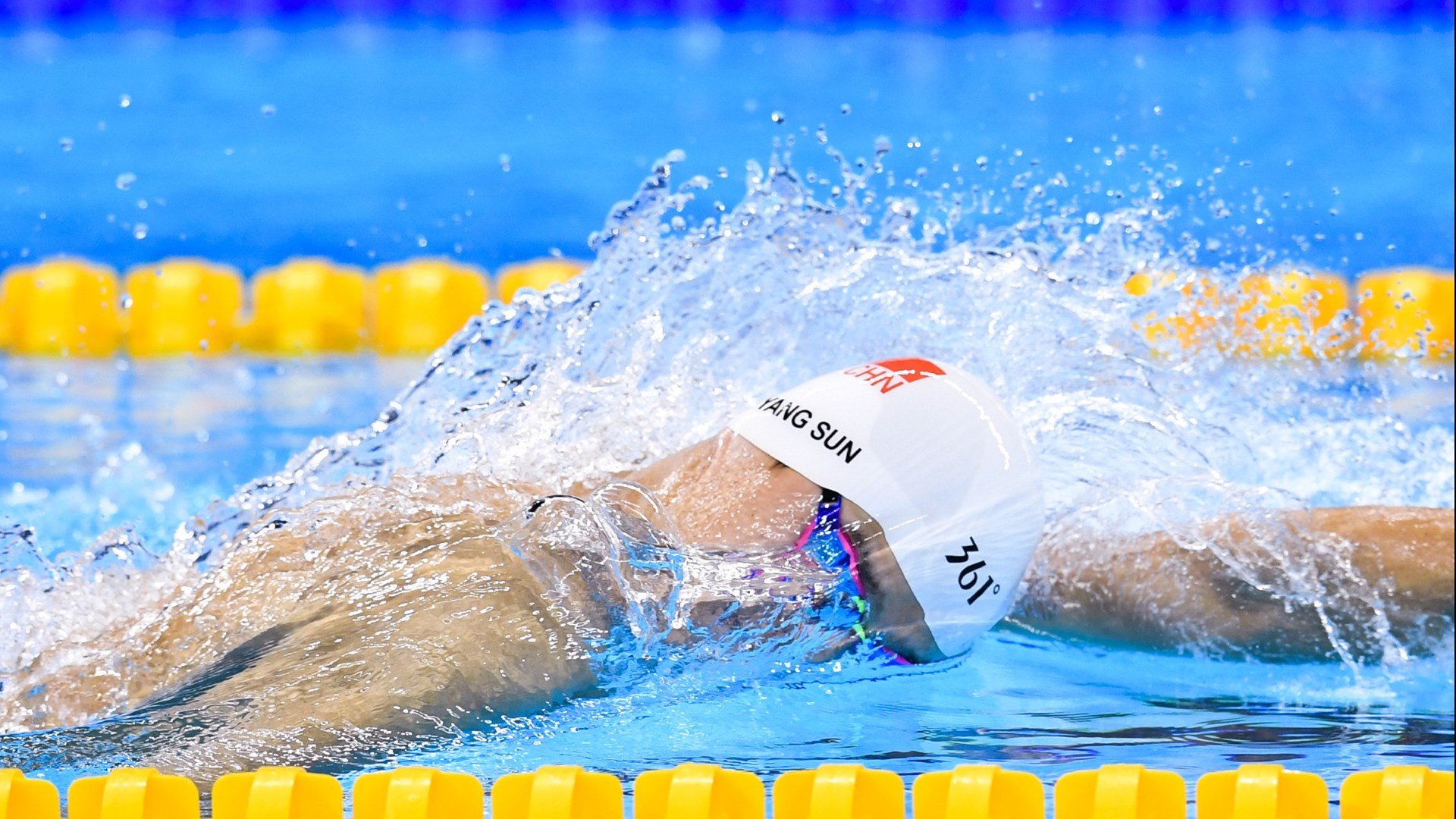 伊萨克爆发,佛罗伦萨强行终结秘鲁的足球神话