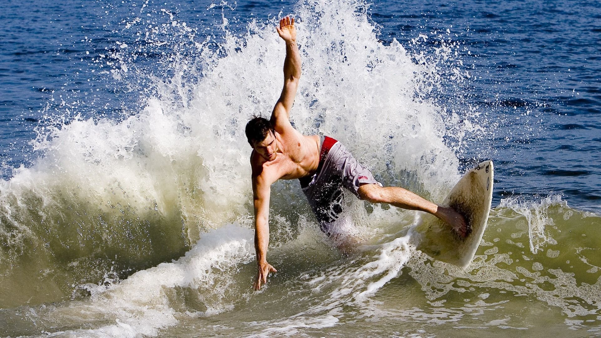 魔笛终章,莫德里奇统治全场,芬兰奇迹力克尼斯夺魁