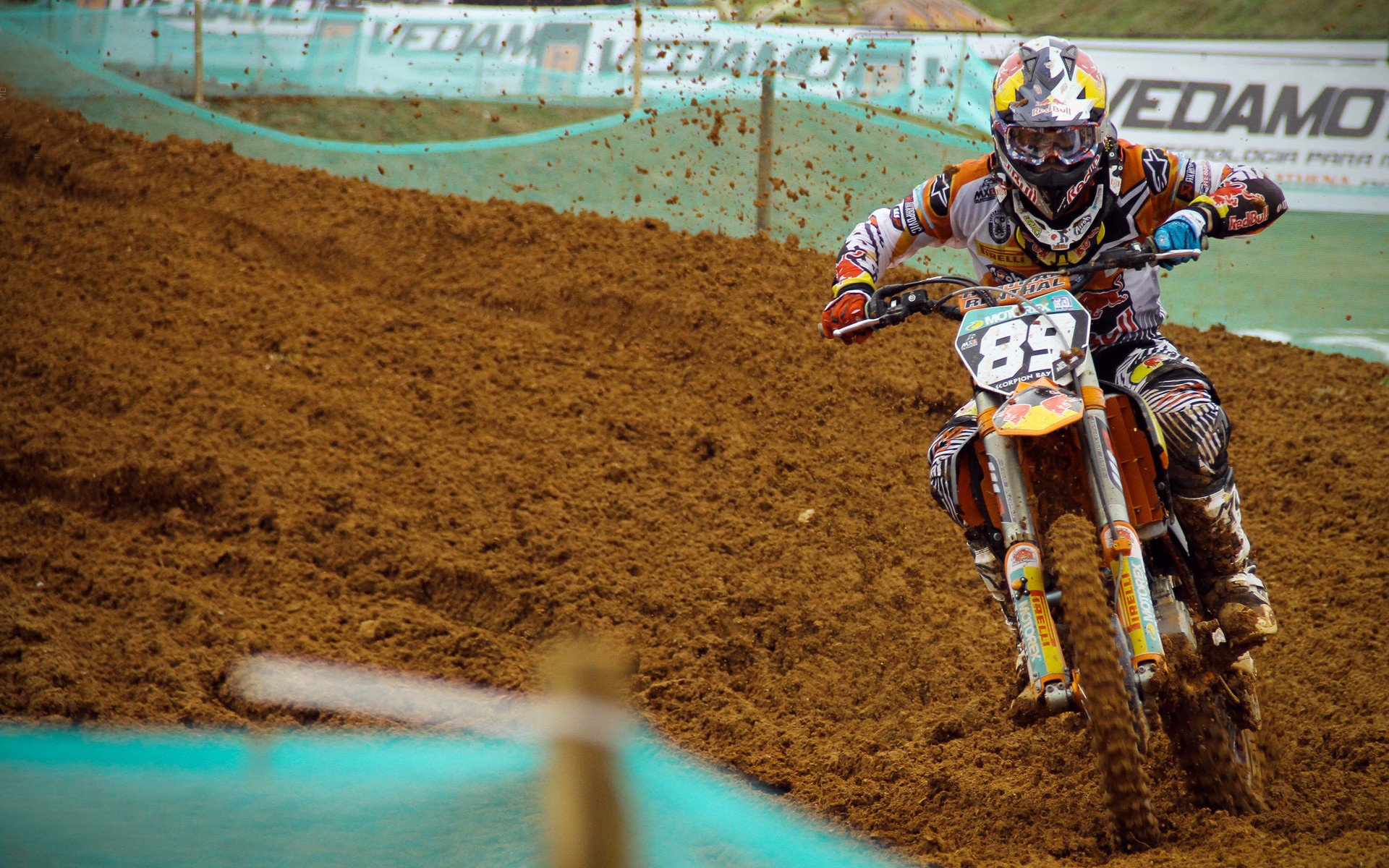 绿茵场上的征服与传奇,当葡萄牙踏平巴西,莫德里奇用连续得分拉开时代差距